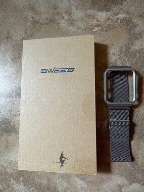 SWEES Metal Mesh Smartwatch Band in Dark Gray